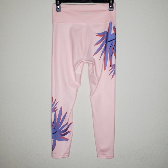 Wildfox Maci Pink Palm Leaf Printed High Rise Crossover V Front 7/8 Leggings - Picture 6 of 10